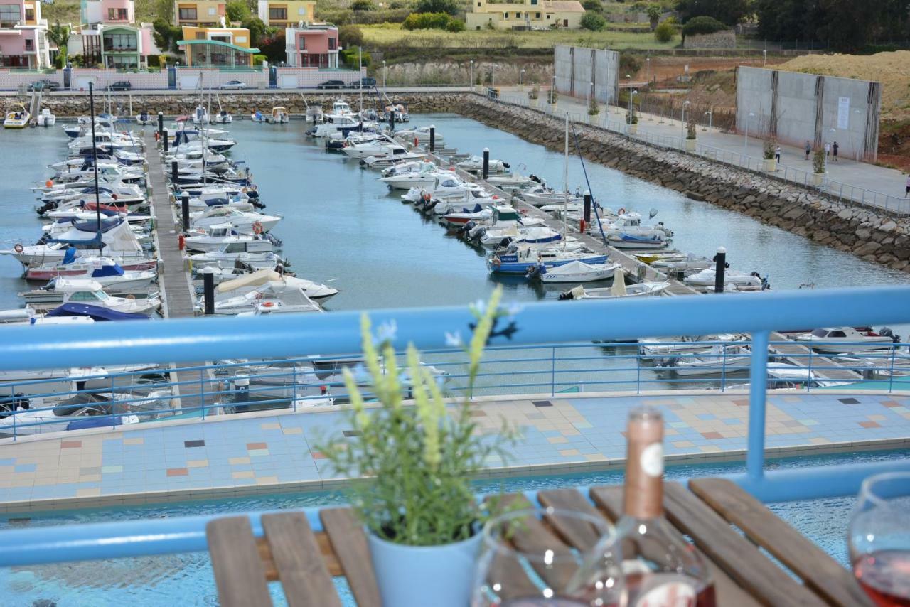אלבופיירה Stunning Apartment With Marina Views מראה חיצוני תמונה